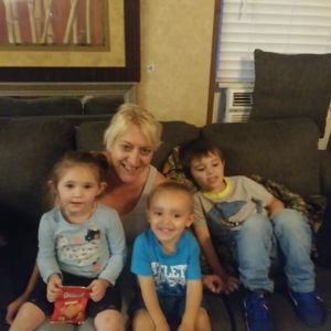 Meet your Posher, Christy